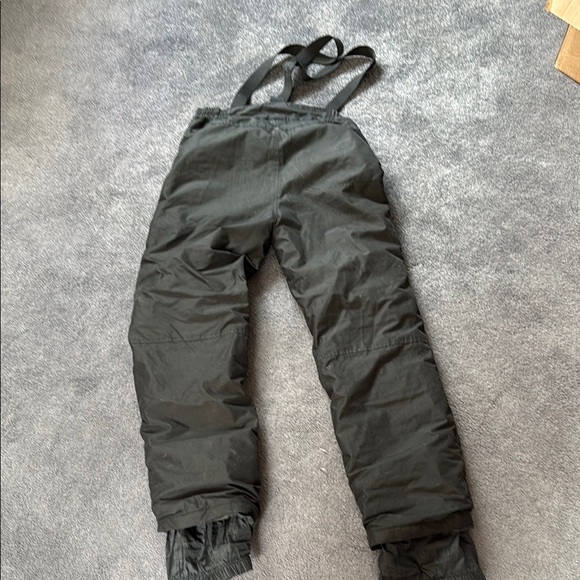 kids Ice Black Snow pant with Suspenders - Picture 4 of 4